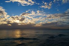 Sunset Over The Sea Royalty Free Stock Image Sunset Over The Sea Royalty Free Stock Image