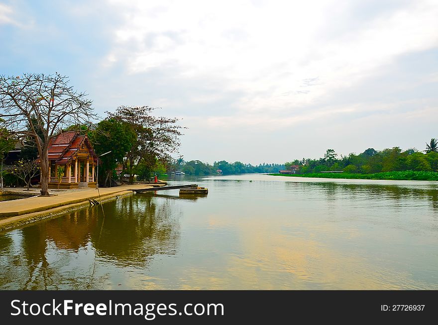 Near the river TaJean in Thailand, is a peaceful and simple community, along with nature. Near the river TaJean in Thailand, is a peaceful and simple community, along with nature