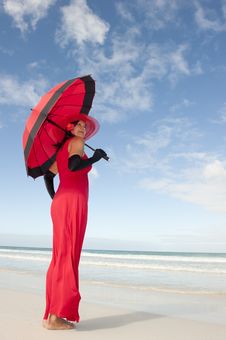 Lady Red Dress Umbrella Beach Royalty Free Stock Images Lady Red Dress Umbrella Beach Royalty Free Stock Images