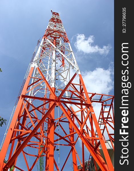 Antenna For Communication