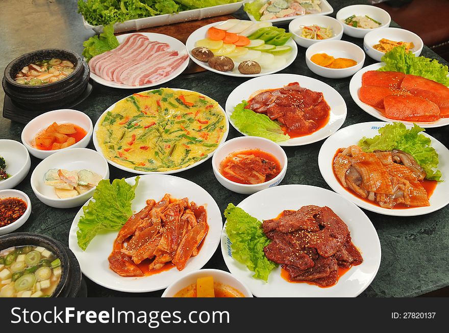 Korean cuisine, beef, vegetables and rice