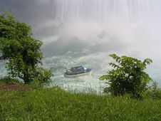Niagra Falls Tour Royalty Free Stock Image Niagra Falls Tour Royalty Free Stock Image