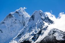 Himalayas Mountain Landscape, Mount Ama Dablam Royalty Free Stock Photography Himalayas Mountain Landscape, Mount Ama Dablam Royalty Free Stock Photography