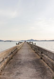 Very Old Concrete Pier In The Evening, Yamu Bay, Phuket, Thailand Stock Images Very Old Concrete Pier In The Evening, Yamu Bay, Phuket, Thailand Stock Images