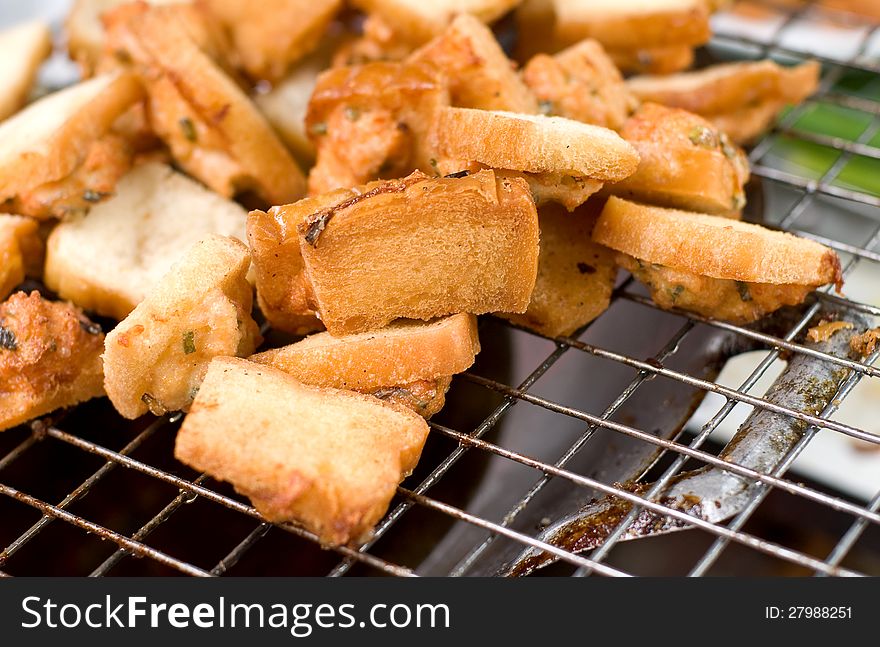 Fried bread on the grill