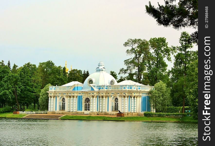 Pavilion Grotto on the shores of Great Pond Tsarskoye Selo was designed by architect B.F.Rastrelli. Major work on the construction of the building were carried out in 1755-1756. Pavilion Grotto on the shores of Great Pond Tsarskoye Selo was designed by architect B.F.Rastrelli. Major work on the construction of the building were carried out in 1755-1756