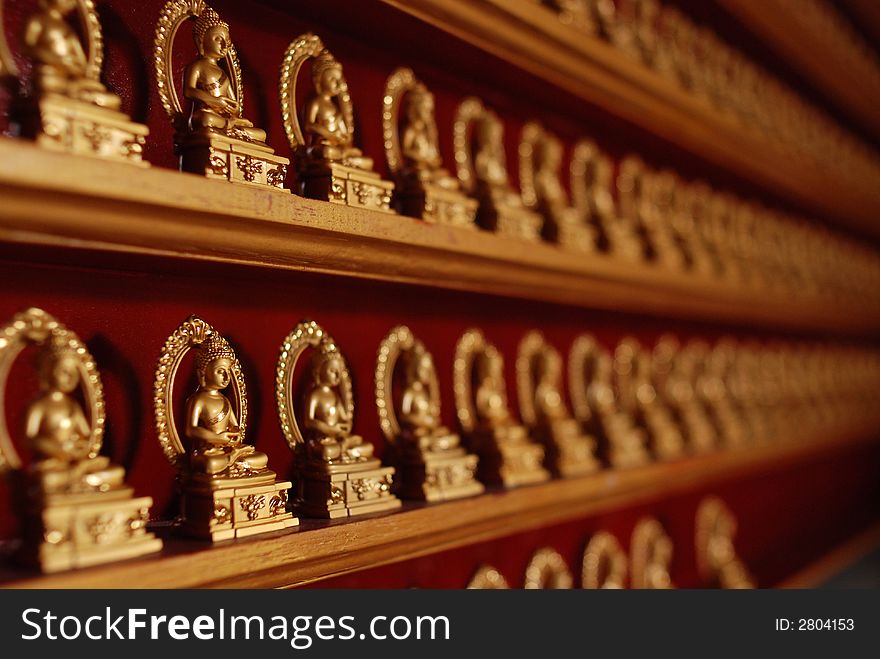 Gold Buddhas