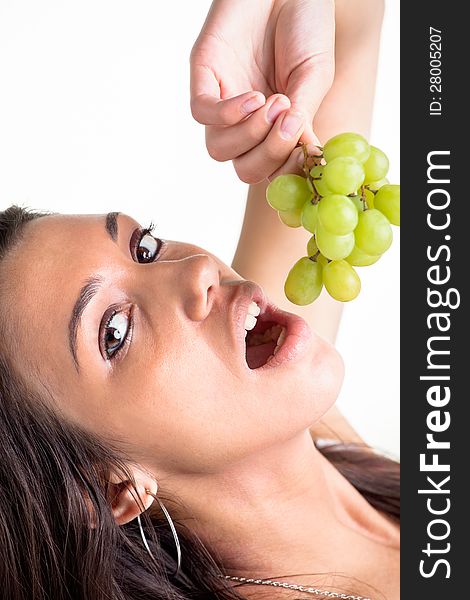 Grapes were chosen to go to the mouth.