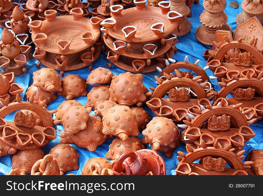 Traditional rajasthani potteries style sold in India