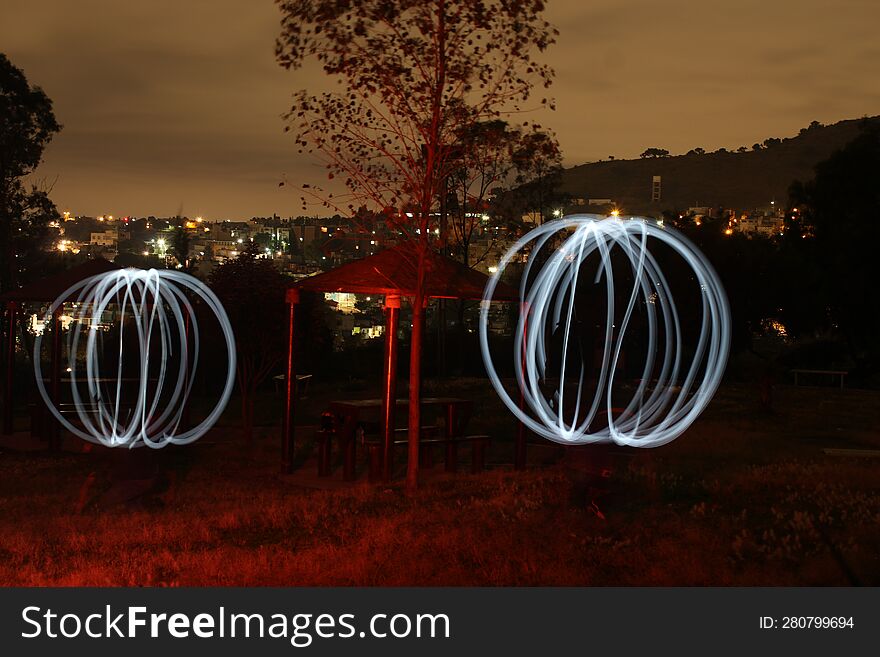 ring light photography with long exposure