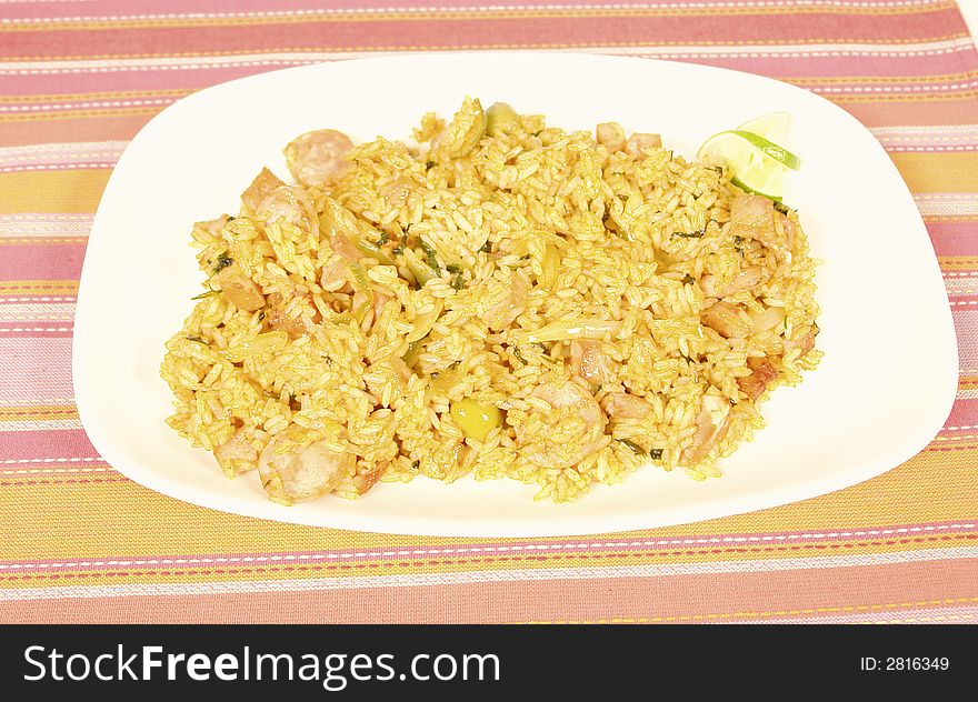 Mixed rice with shrimp and lemon