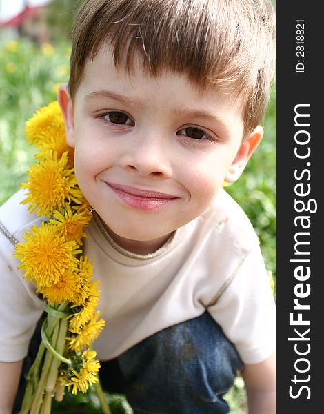 The happy boy with yellow colors