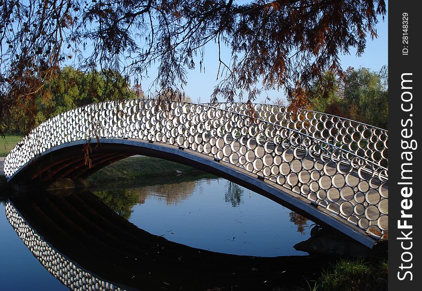 Bridge in Tineretului Park in Bucharest, on autumn