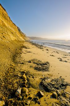 Beautiful Landscape With Steep Hill And Sun Royalty Free Stock Images Beautiful Landscape With Steep Hill And Sun Royalty Free Stock Images