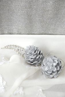 Pine Cones On Silver Royalty Free Stock Photography Pine Cones On Silver Royalty Free Stock Photography