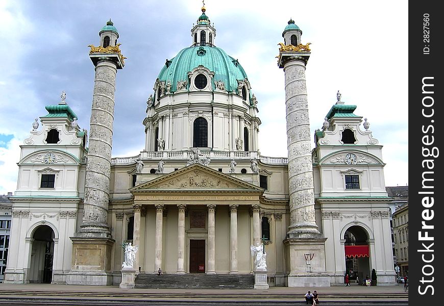 Karlskirche (St. Charles\'s Church) in Vienna, Austria