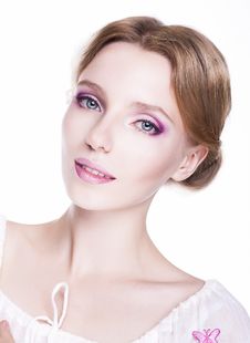 Portrait Of Beautiful Woman Model - Natural Perfect Make-up Stock Images Portrait Of Beautiful Woman Model - Natural Perfect Make-up Stock Images