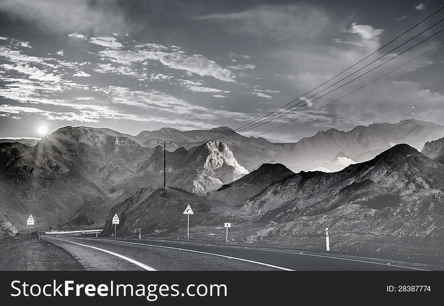 Night Road To The Red Canyon