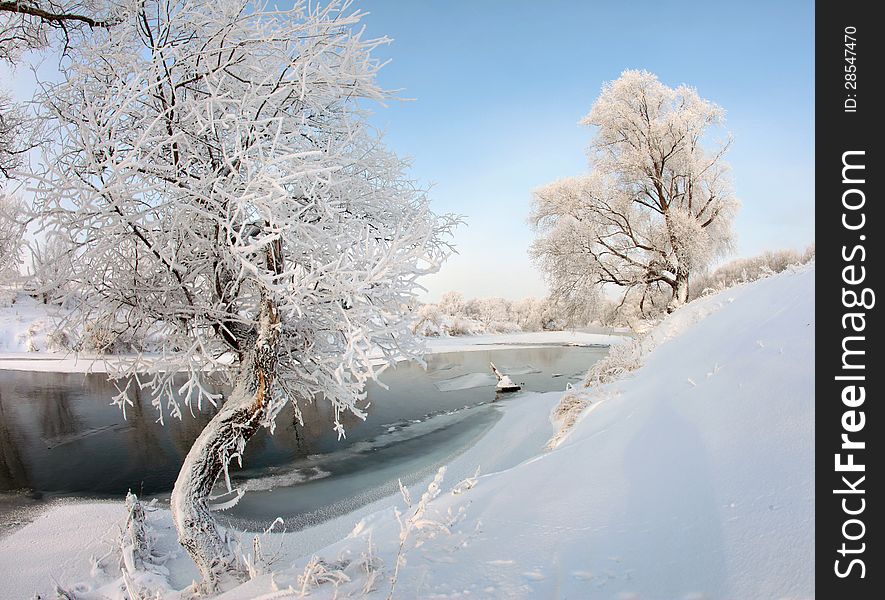 Winter's day on the river Zai-ice drift