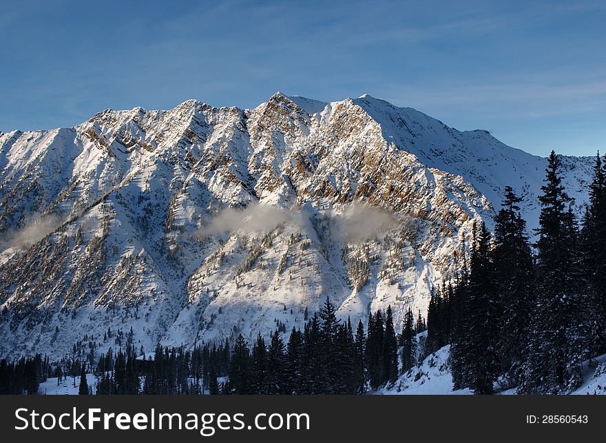 Spectacular view to the Mountains from Snowbird ski resort in Utah, USA