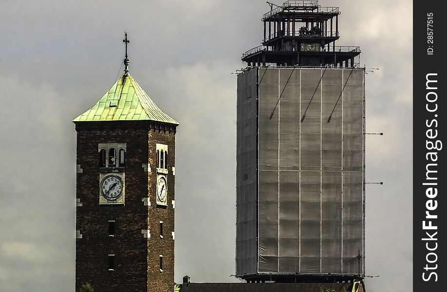 Sony 77,Photo taken from the roof of the building in Krakow, shows two buildings of the old and the new is not finished. Sony 77,Photo taken from the roof of the building in Krakow, shows two buildings of the old and the new is not finished.