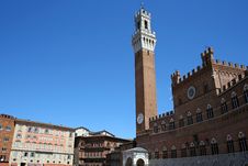 Torre Del Mangia In Siena, Italy Royalty Free Stock Photography