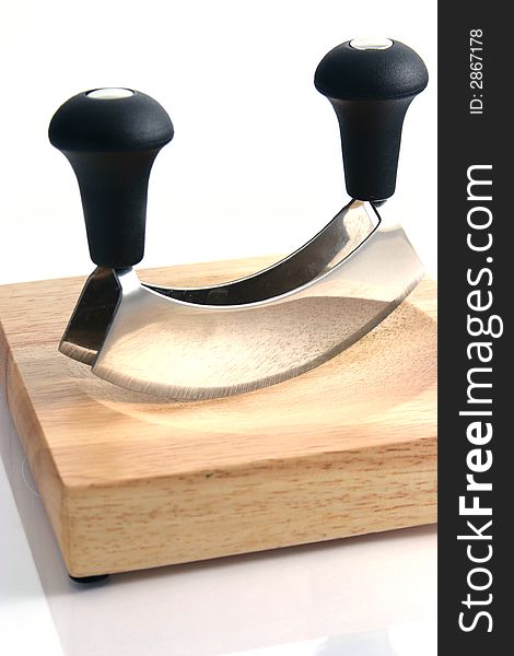 Mincing knife with wooden board