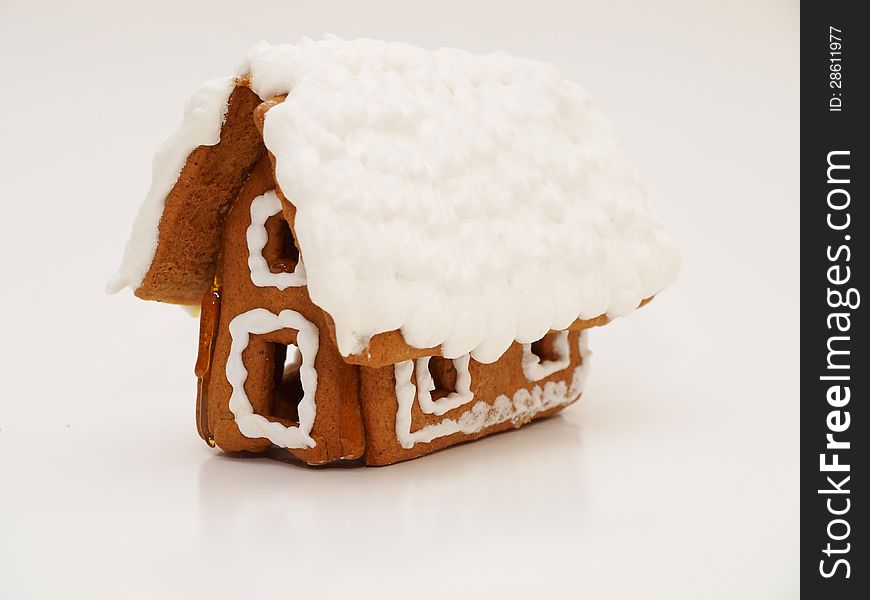 Gingerbread house, heavy icing