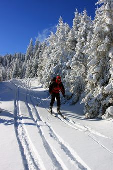Skier Descending From The Mountain Stock Photography Skier Descending From The Mountain Stock Photography