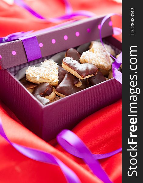 Heart Shaped Chokolate Cookies  In Small Box