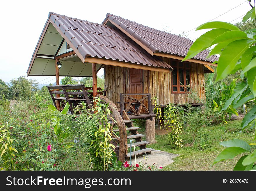 Created and small lodges temporarily. Most are made of wood, Thailand style. Created and small lodges temporarily. Most are made of wood, Thailand style.