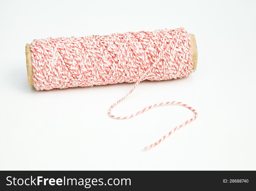 ROLL OF ROPE ISOLATED ON WHITE