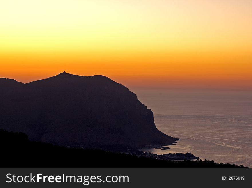 A view of sunrise on mondello (Palermo)