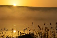 Beautiful Sunrise And Reflection In Hagamon Lake Royalty Free Stock Images Beautiful Sunrise And Reflection In Hagamon Lake Royalty Free Stock Images