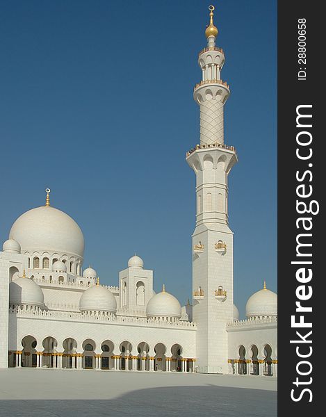 A monument to the late Leader of the UAE, and the largest Mosque in the region. A monument to the late Leader of the UAE, and the largest Mosque in the region