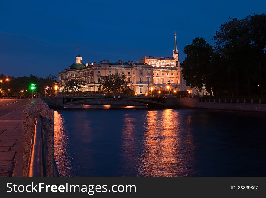 The Mikhaylovsky lock to St. Petersburg at night