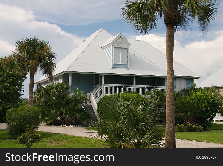 Home in tropical paradise