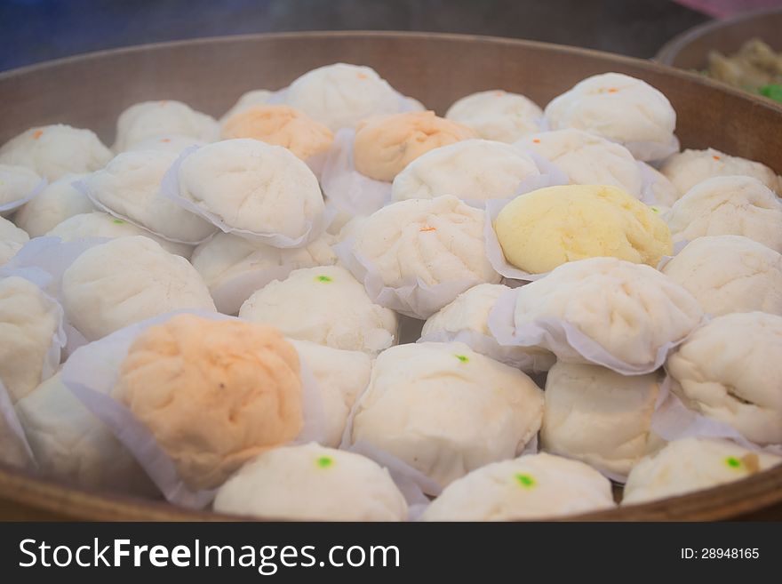 Steamed buns