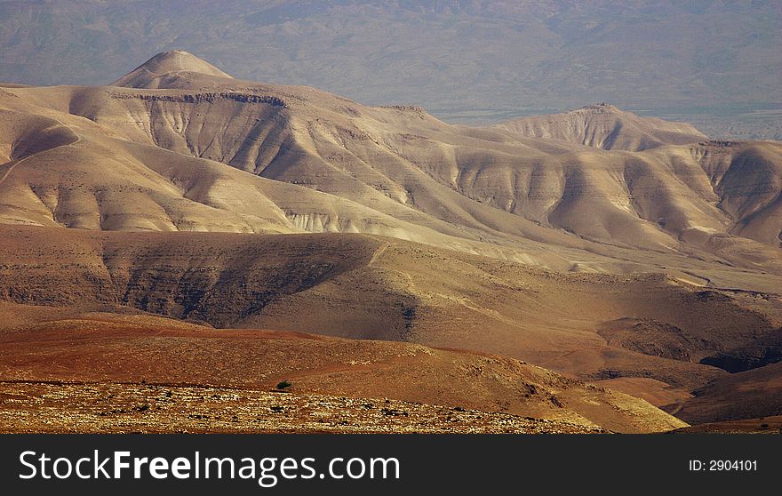 Jordanian Valley ,4