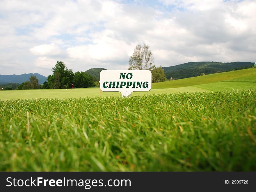 Golf - No Chipping