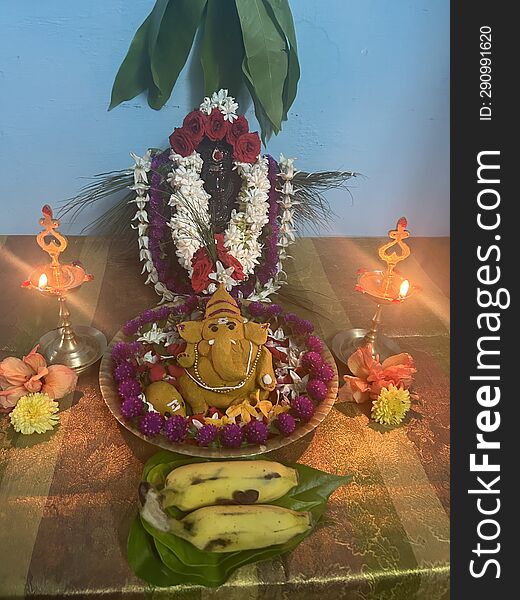 Handmade god Ganesha - Full view