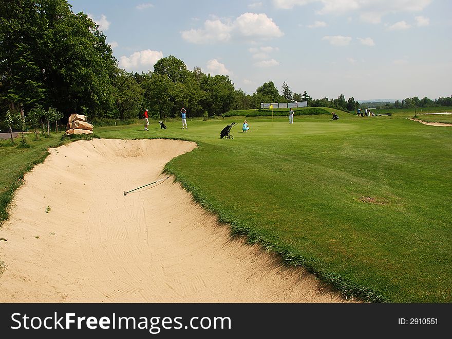 Golf players - bunker