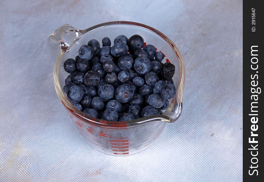 One cup of fresh blueberries