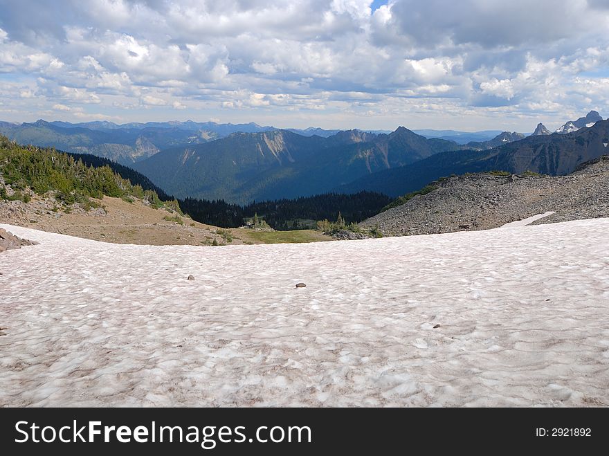 Snow at Mount Rainier National Park