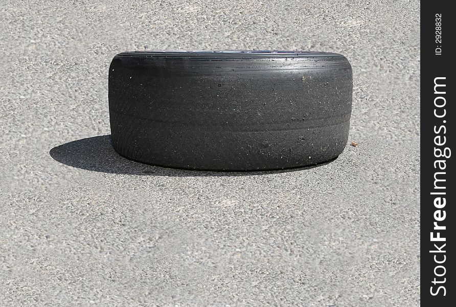 Race tyre