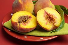 Plate Of Delicious Fresh Summer Peaches Fruit Stock Photos Plate Of Delicious Fresh Summer Peaches Fruit Stock Photos