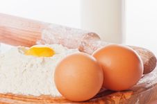 Vintage Rolling Pin With Flour And Eggs Royalty Free Stock Photo Vintage Rolling Pin With Flour And Eggs Royalty Free Stock Photo
