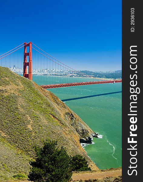 The Golden Gate Bridge and the San Francisco Bay, CA