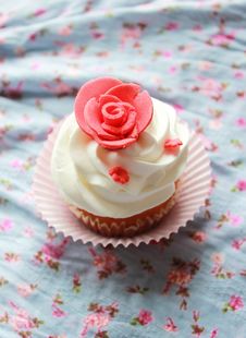 Vintage Cupcake On The Window Stock Image Vintage Cupcake On The Window Stock Image