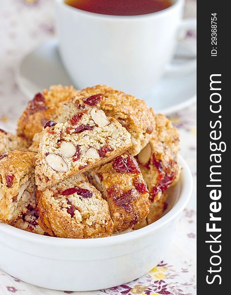 Almond And Cranberries Biscotti